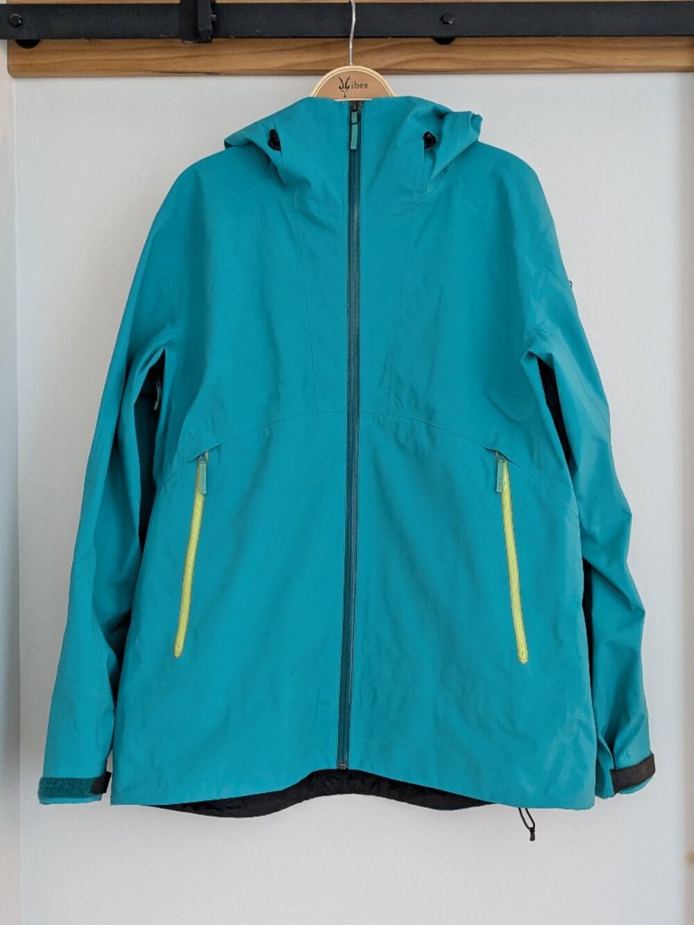 Arc'teryx Sentinel jacket - women's size XL